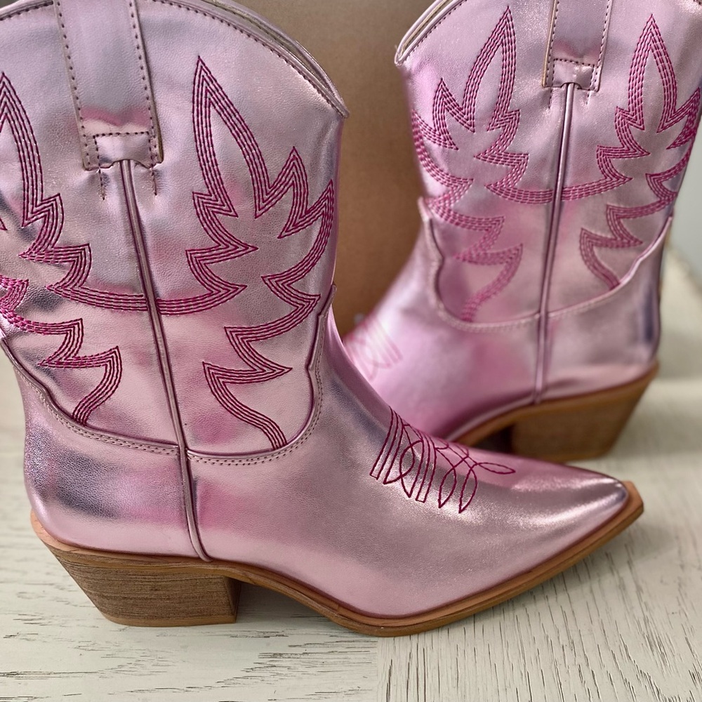 Miim Metallic Pink Western-Style Rodeo Pointed Toe Ankle Boots 7.5, 8.5 - Picture 2 of 8